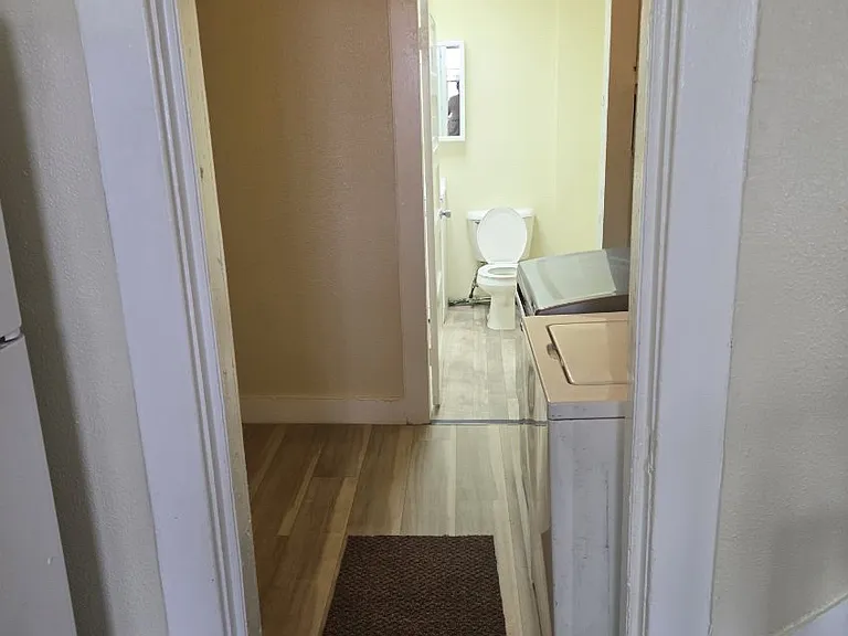 319 View Ave — Photo 9