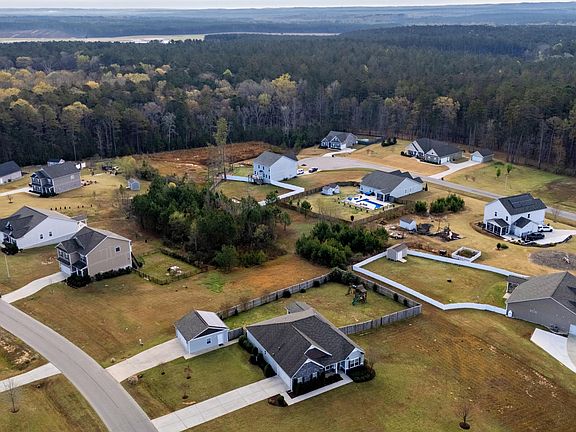 5th image of 110 Mill Run Ln