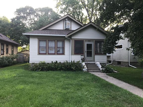 2nd image of 3720 24th Ave S