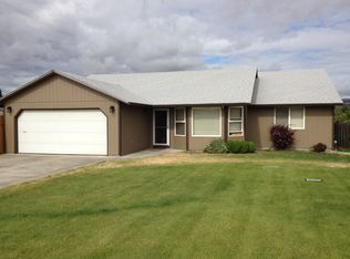 205 Dallesport Rd, Dallesport, WA 98617