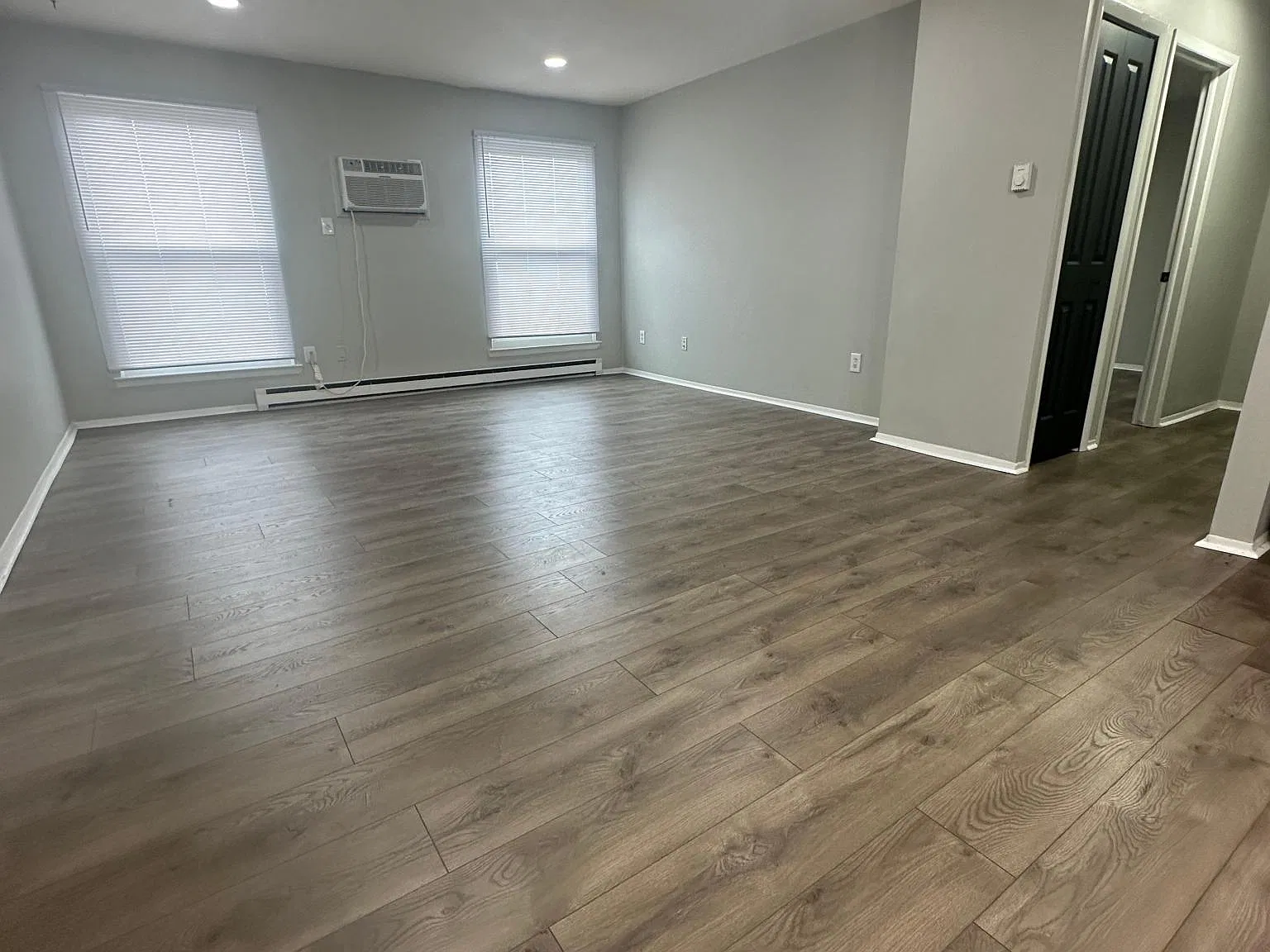 1 bed, 800 sqft, $1,125 — Photo 2