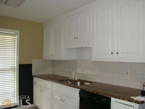 3rd image of 2961 Sagemont Pl