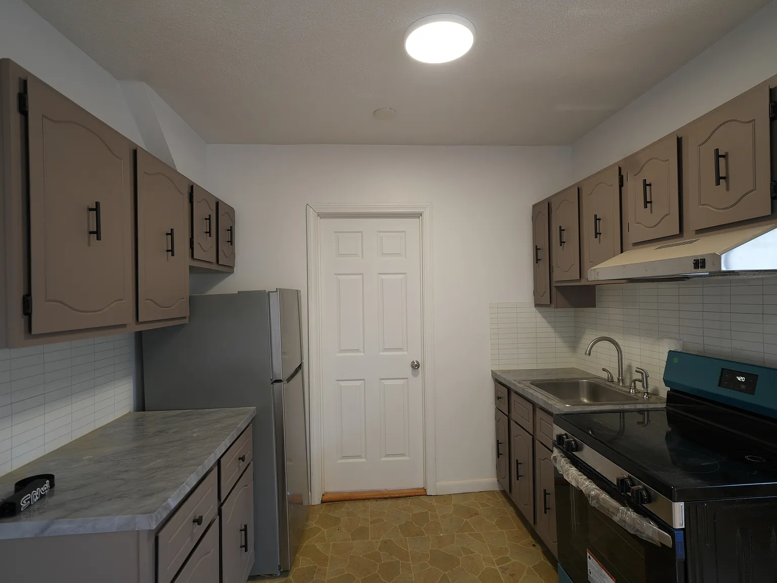 2 bed, $2,950 — Photo 1