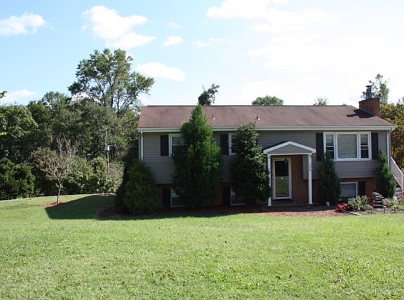 2nd image of 129 Langland Dr