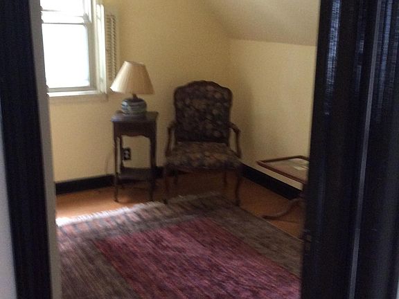 4th image of 955 Manomin Ave