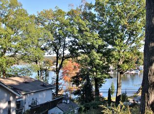 24 Iowa Ave, Lake Hopatcong, NJ