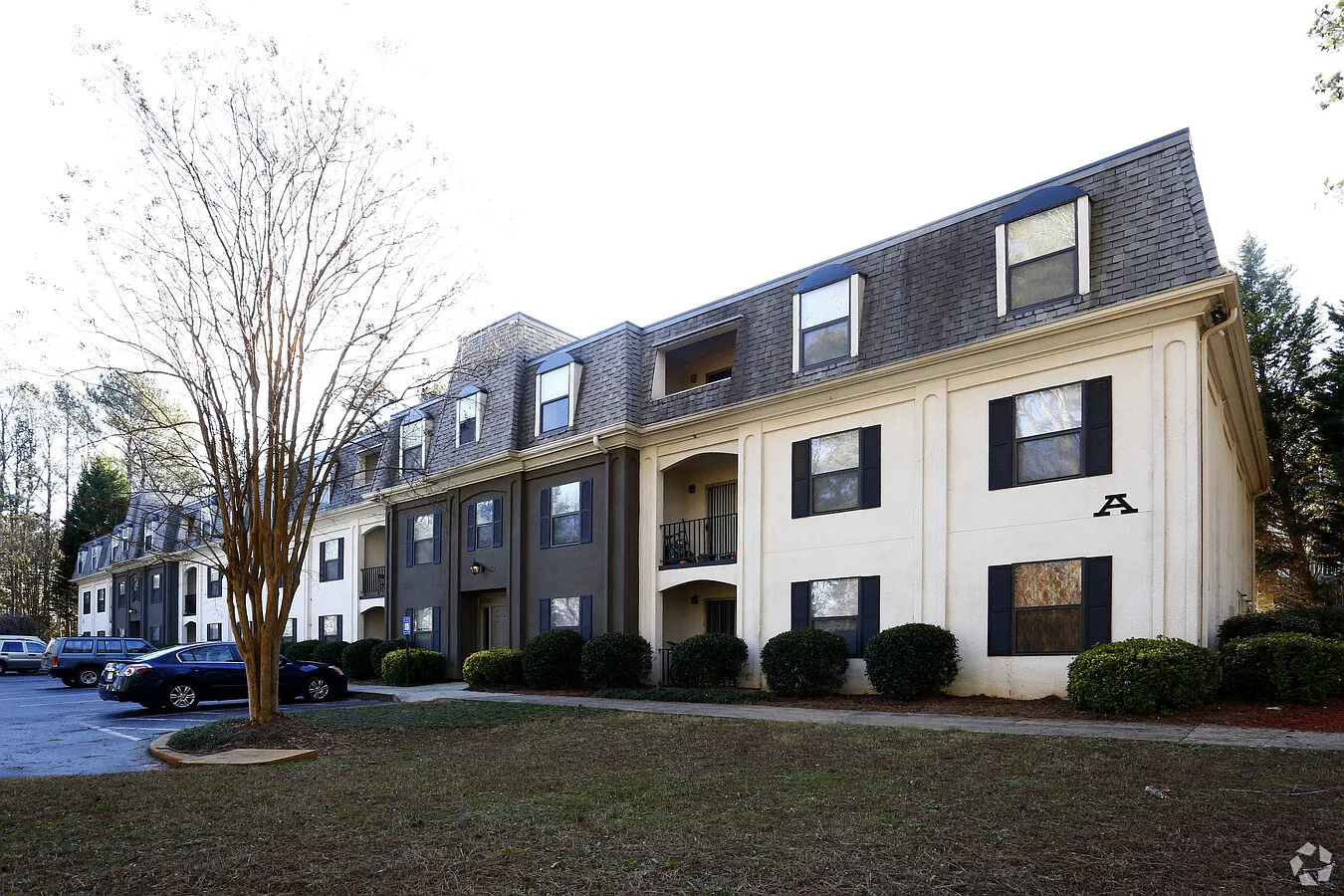 Northern Pines Apartments — Photo 3
