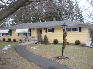 944 Graylea Cir, Elmira, NY 14905