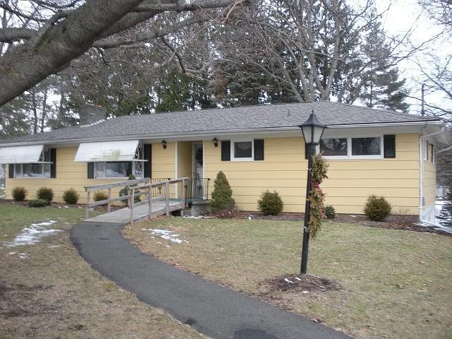 944 Graylea Cir photo 1