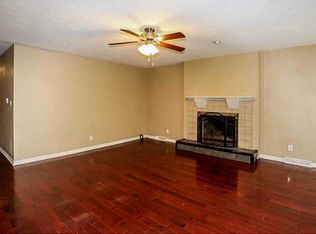 4421 Bittersweet Ln, Greenwood, IN 46142