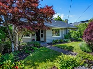 2607 31st Ave W, Seattle, WA 98199