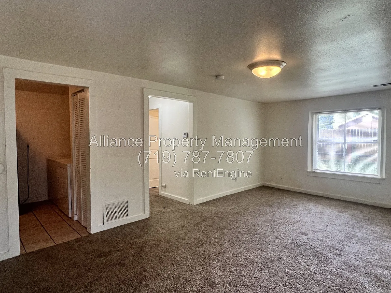 2 bed, 1.0 bath, 795 sqft, $1,245 — Photo 3