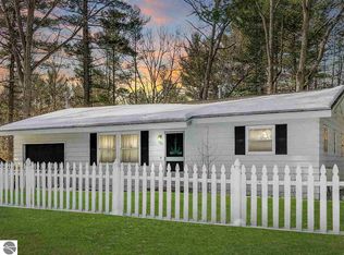323 N Boyd St, Fife Lake, MI 49633
