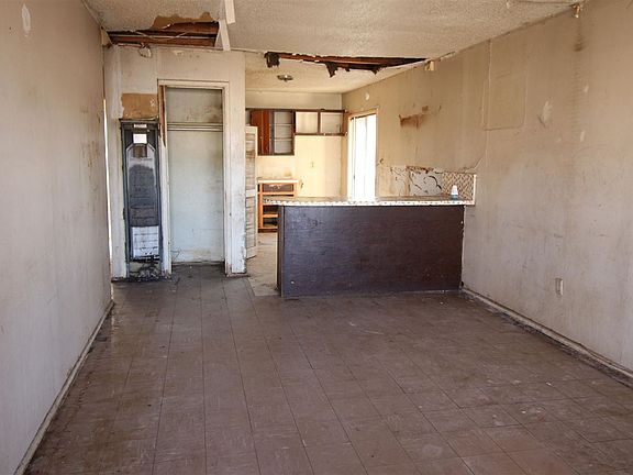 2nd image of 2406 SW Washington Ave