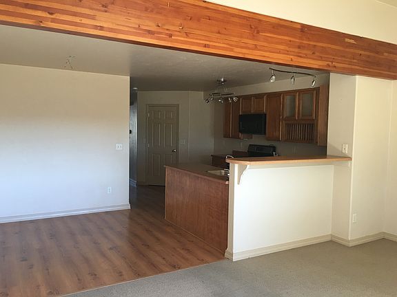 living room to kitchen view