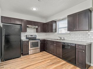 1034 E Dover Cir, Olathe, KS 66061