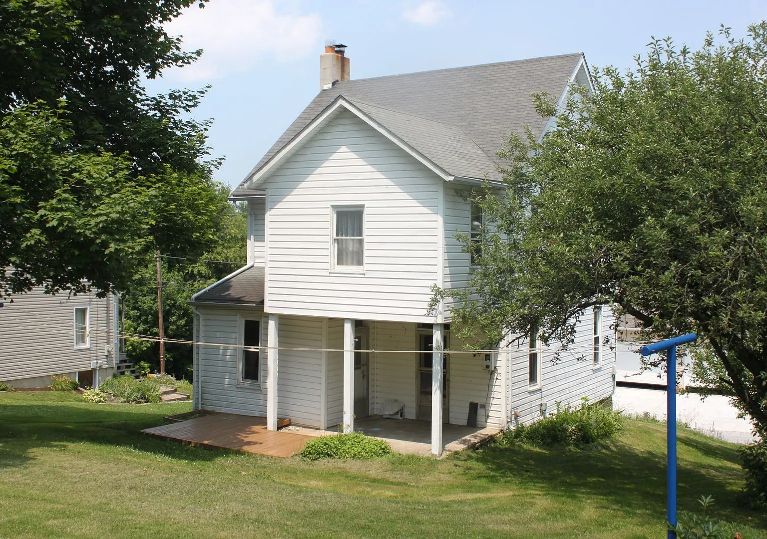 Classic Colonial Home Located in Felton — Photo 2
