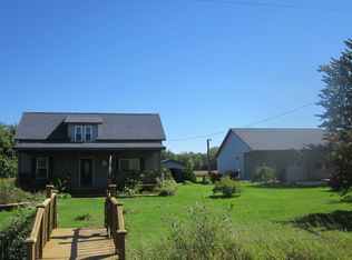 5294 N Nine Mile Rd, Pinconning, MI 48650