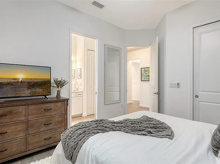 17330 Opal Sand Dr — Photo 31
