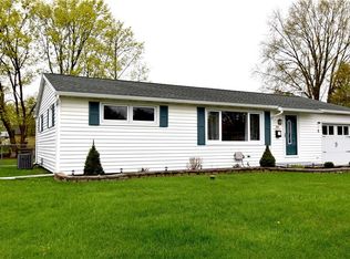 200 Baxton St, North Syracuse, NY 13212