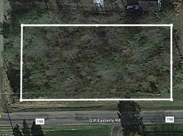 N Lake Rd, West Farmington, OH 44491