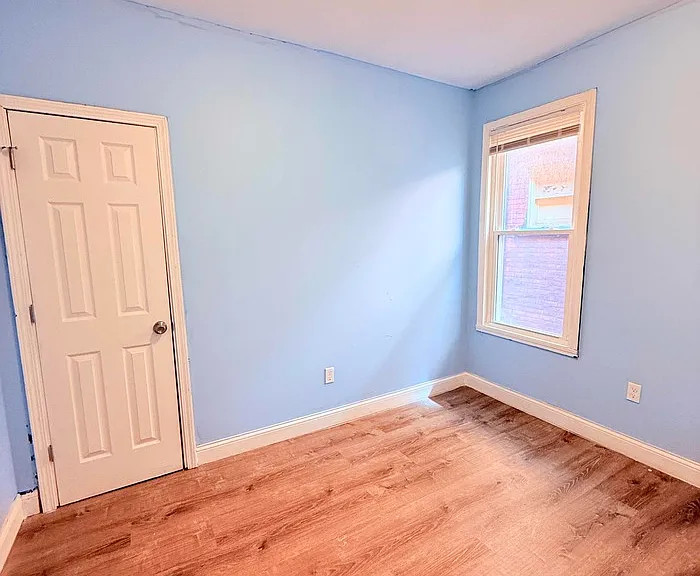 1464 Baldwin St — Photo 21