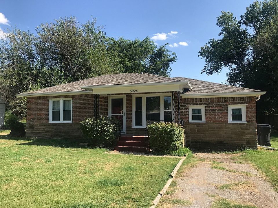 1st image of 5924 NW 28th St
