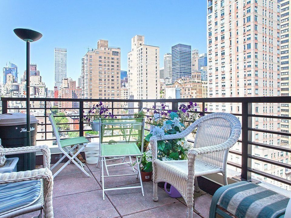 1st image of 537 3rd Ave #16C