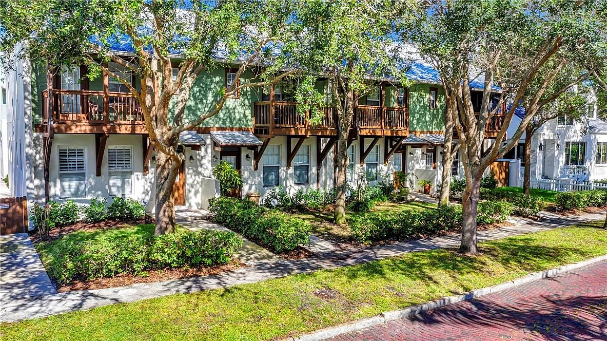 2 bed, 2.5 bath, 1247 sqft, $3,000 — Photo 1