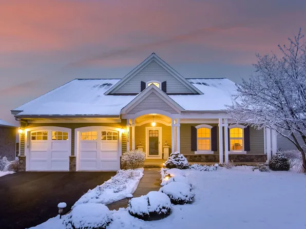 3075 Trillium Ct W, Aurora, IL 60506