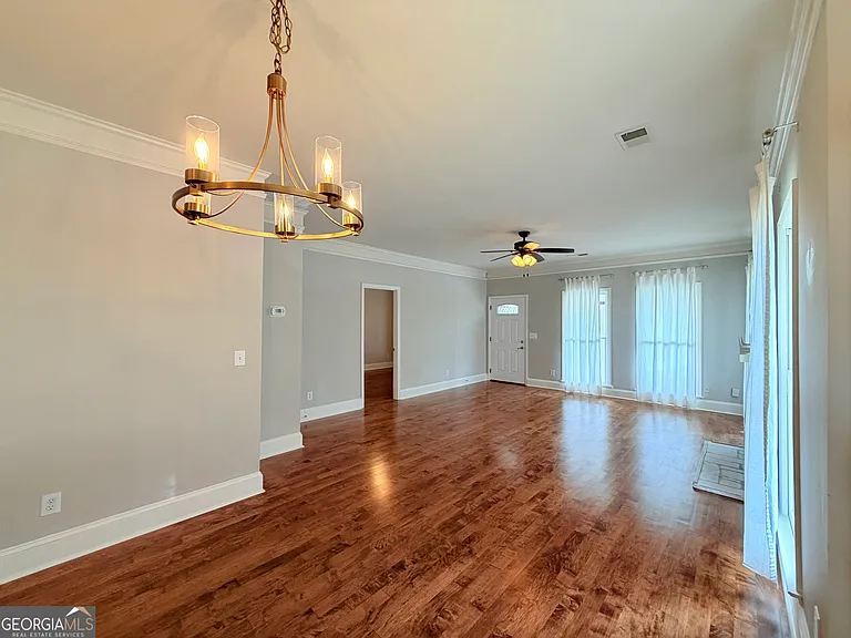 356 Georgia Ave SE — Photo 5