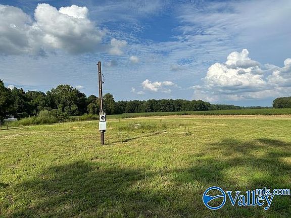2nd image of 1110 County Road 115