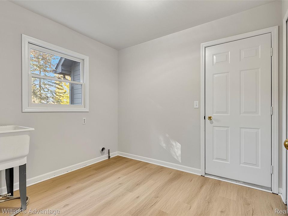 3741 Stoneridge Ct, photo 23
