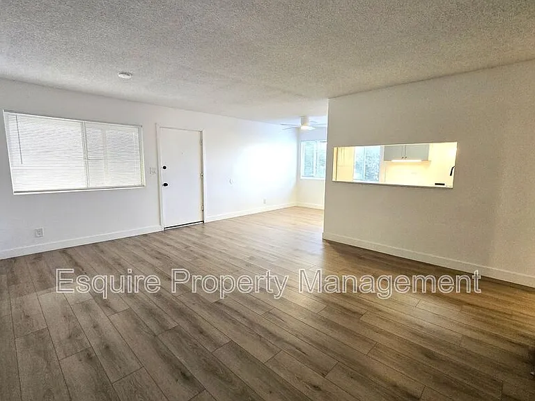 751 W Channel Islands Blvd #1 — Photo 3