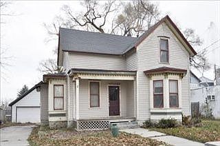 3rd image of 1229 Rosewood Ave
