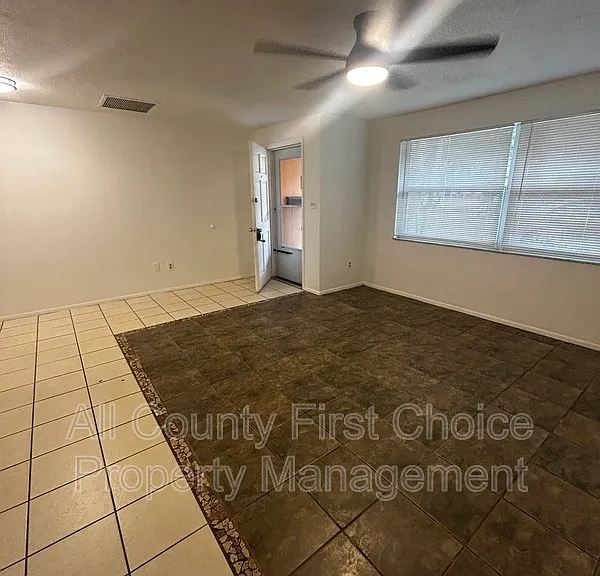 556 Patricia Ave — Photo 8