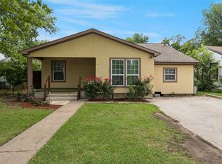 1042 SW 3rd St, Grand Prairie, TX 75051