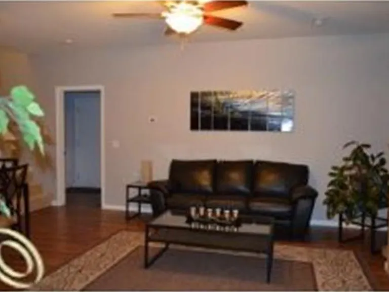 8102 Addington Dr #TOWNHOUSE — Photo 3