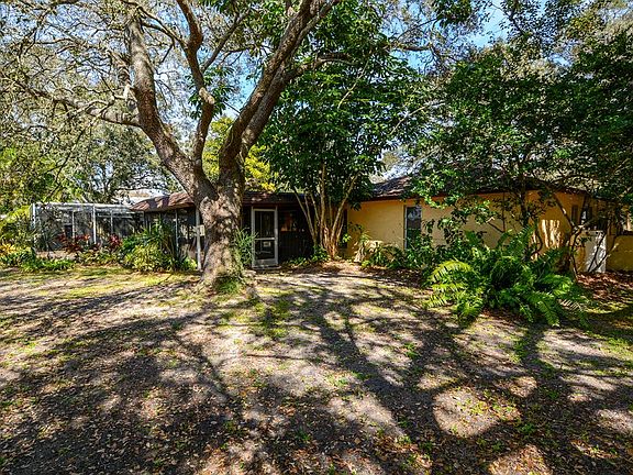4th image of 1923 Rolling Green Cir