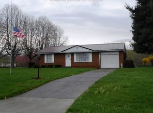 100 Layne St, Letart, WV 25253