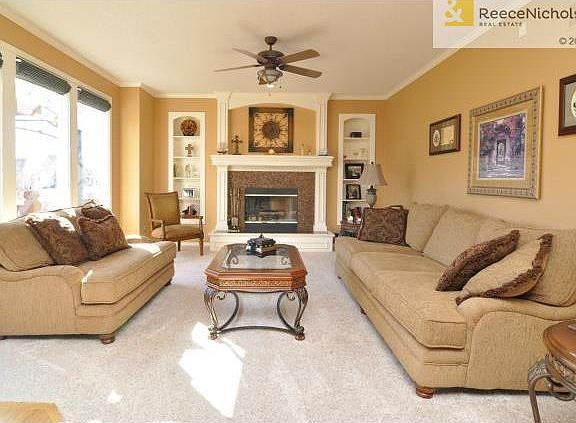 Enormous windows showcase the views from your great room