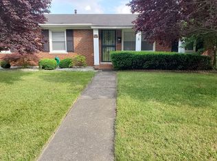 1900 Spring Station Dr, Lexington, KY 40505