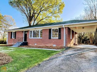 11 Worthington Dr, Marietta, GA 30068