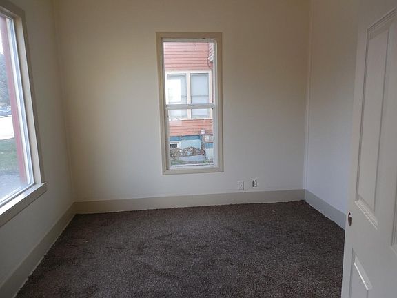 5th image of 125 Broadwater Ave