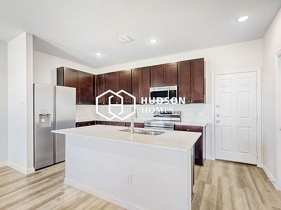 3rd image of 1123 Sky Summit Ct