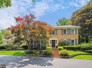 3205 Miller Heights Rd, Oakton, VA 22124