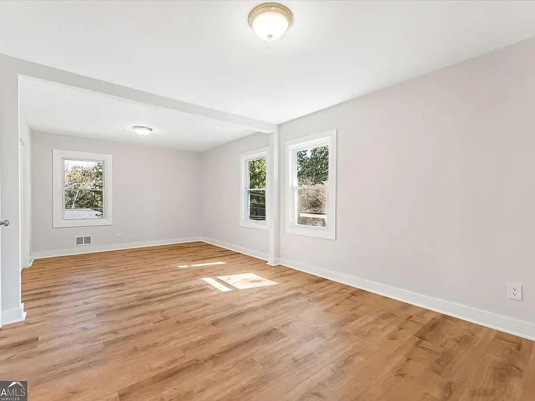 2905 Gresham Rd SE — Photo 23