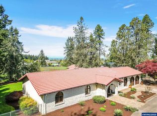 856 Woodland Dr NE, Silverton, OR 97381