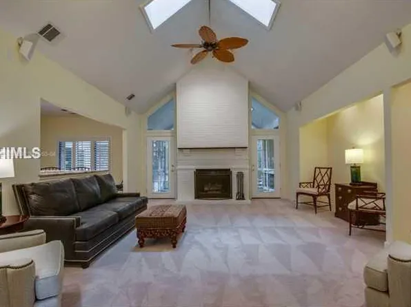 17 Indigo Ct, Hilton Head Island, SC 29926