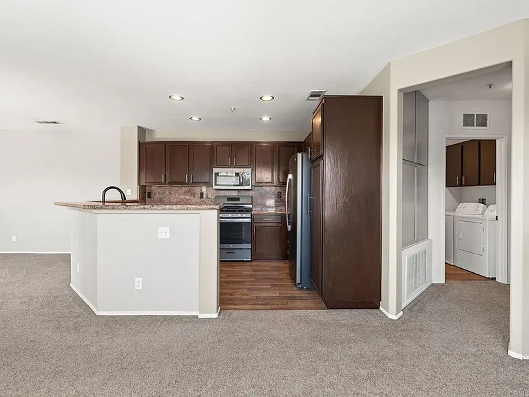 26137 Oakcreek Union Dr #C — Photo 9